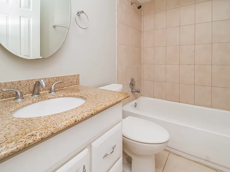 3326 Bougainvillea Dr — Photo 3