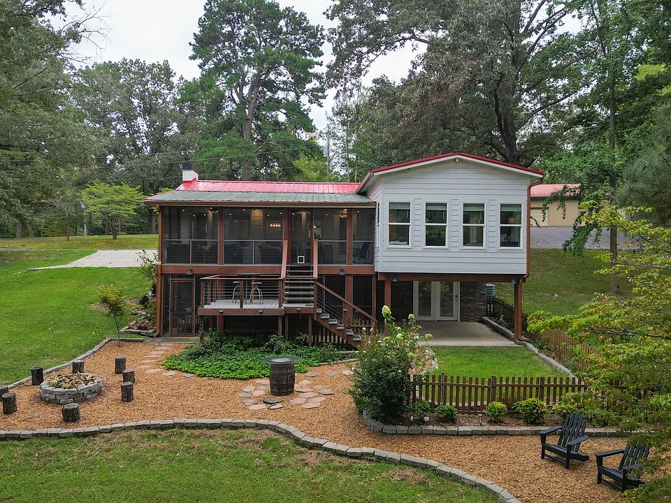 1st image of 675 Lakeway Dr