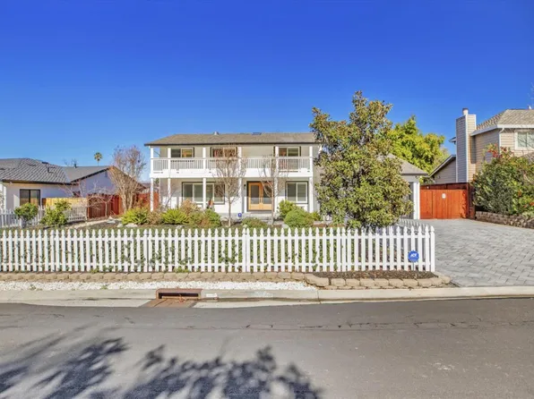 127 Belcrest Dr, Los Gatos, CA 95032