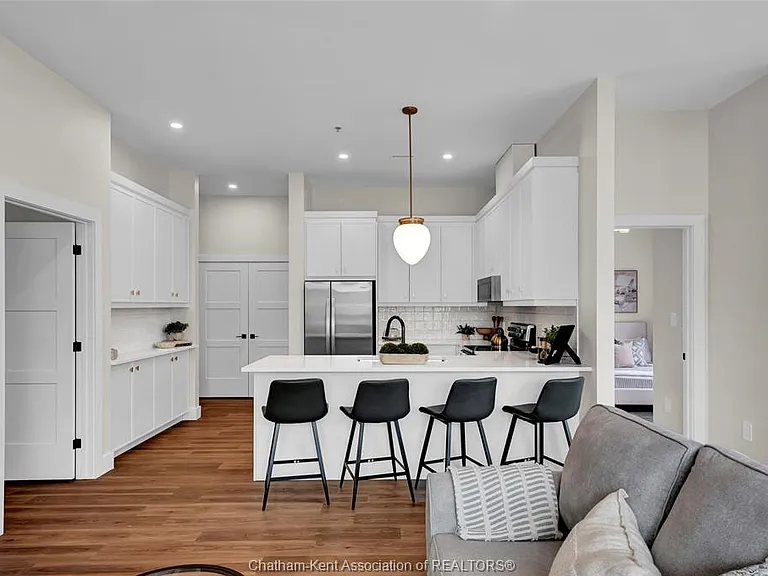 12 Mill St W #214 — Photo 15