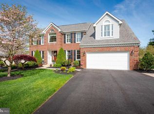 10240 Wetherburn Rd, Ellicott City, MD 21042