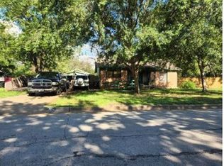 2613 McGee St, Fort Worth, TX 76112