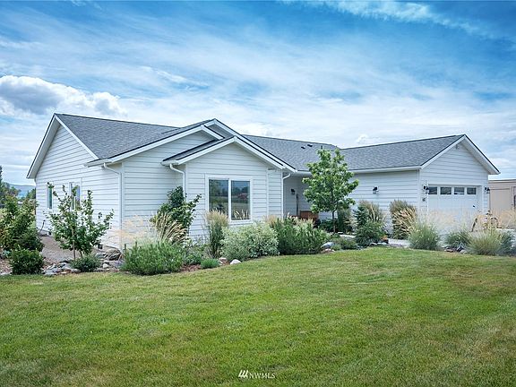 3rd image of 60 Songbird Ln