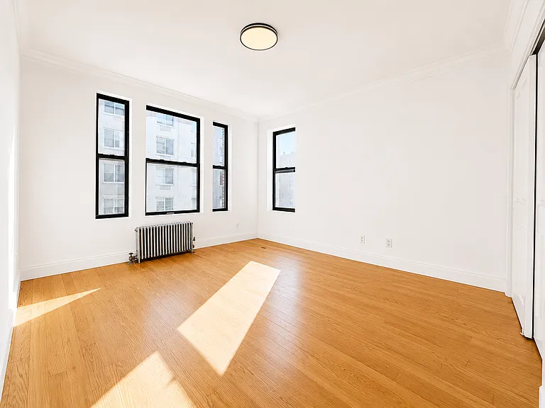 3621 Broadway #31 — Photo 6