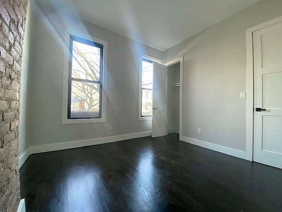 2nd image of 265 Woodbine St #2