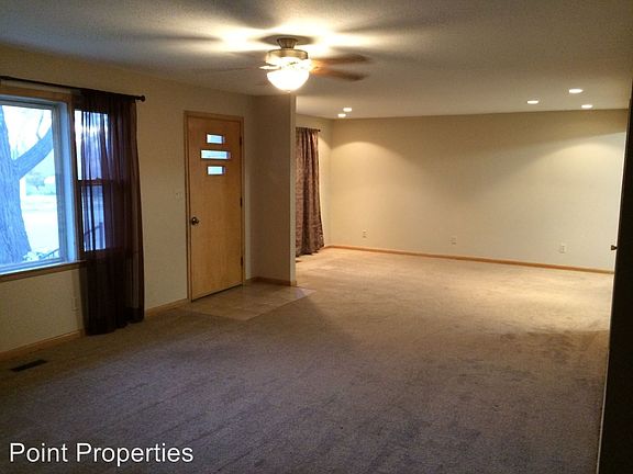 3rd image of 1202 W Conner Ave