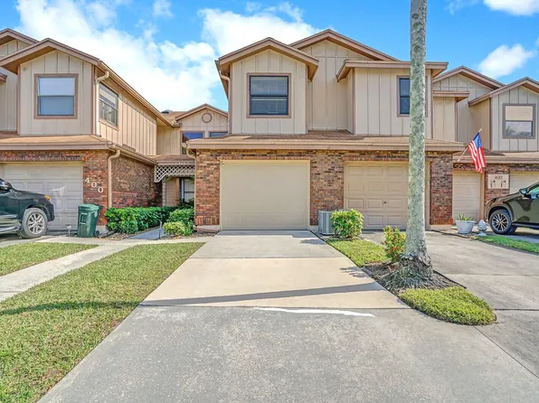 400 Crosswinds Drive #D2, Greenacres, FL 33413