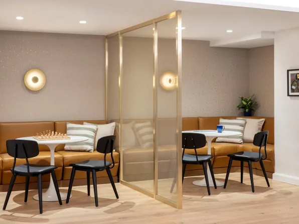 393 West End Avenue image 11 of 15