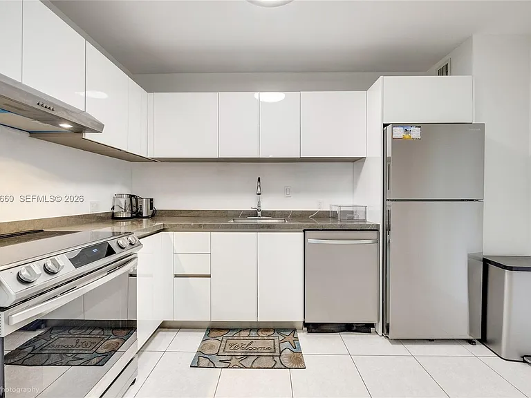 100 Bayview Dr #1231 — Photo 4