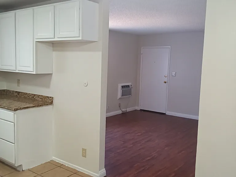 7853 State St #D — Photo 7