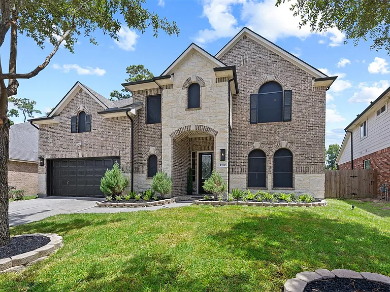 13938 Sawmill Run Ln — Photo 2