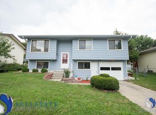 400 Mormon Trl, Lincoln, NE 68521