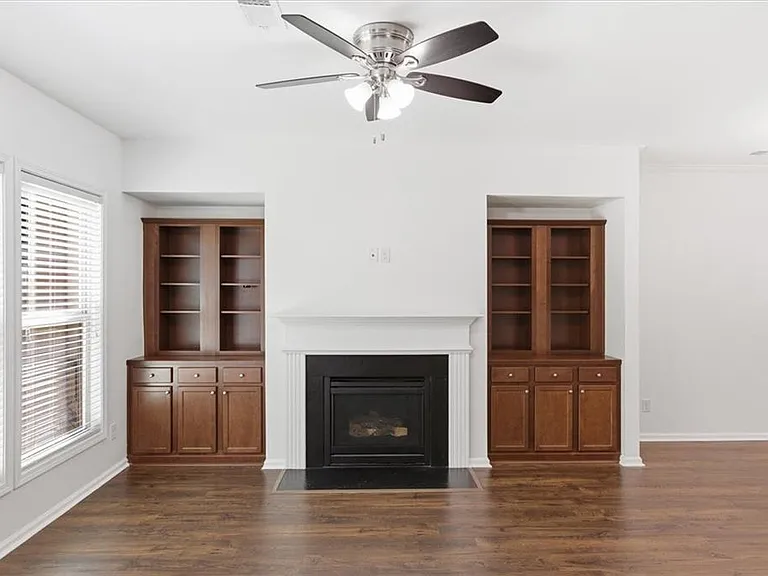 13459 Gardiner Ln — Photo 12