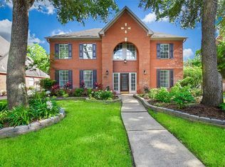 4018 Kelly Dr, Sugar Land, TX 77478
