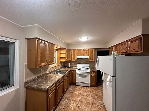 2nd image of 9420 Lawrence Ct APT A