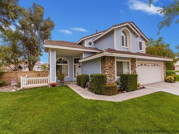 2nd image of 27510 Berkshire Hills Pl