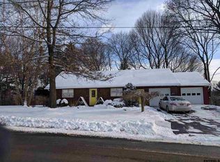 8 Pineview Ave, Troy, NY 12180