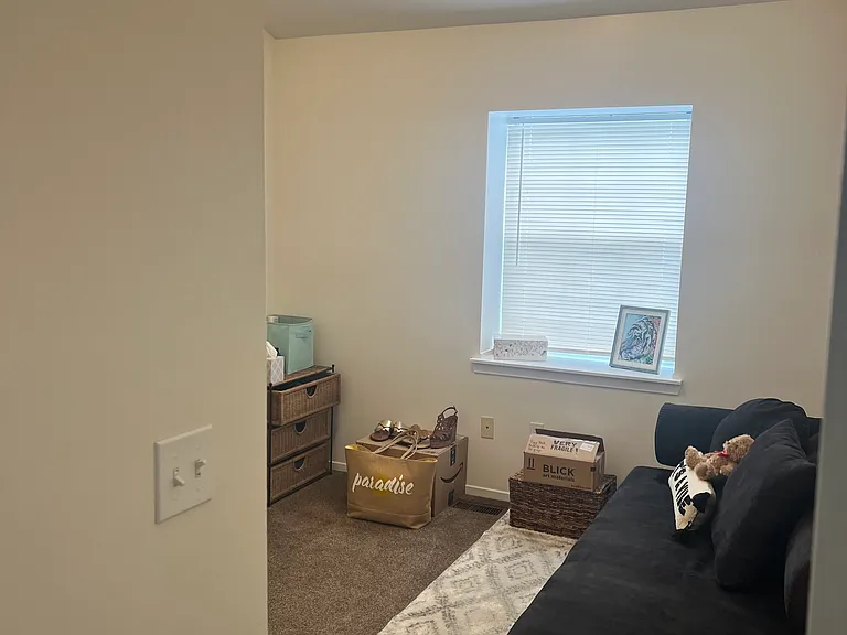 890 Hunt Club Dr — Photo 6