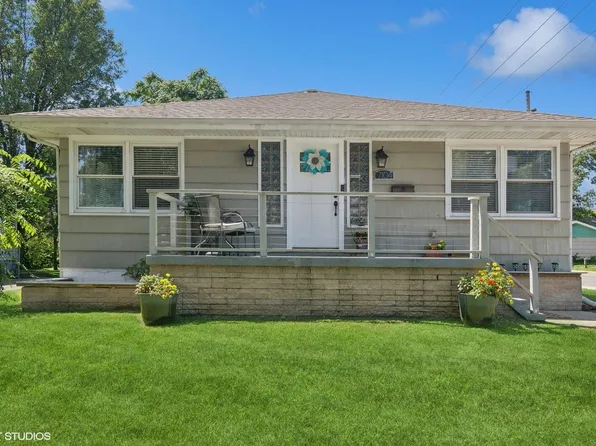 7104 Schneider Ave, Hammond, IN 46323