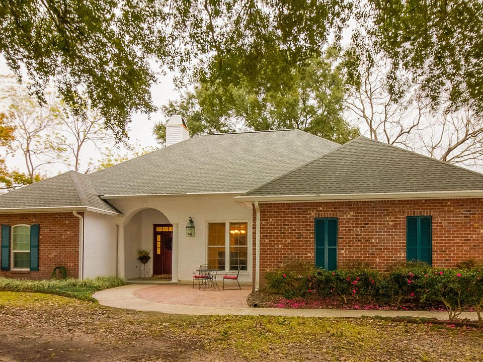 1st image of 409 Kilbourne Cir