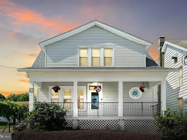 114 S Charles St, Red Lion, PA 17356