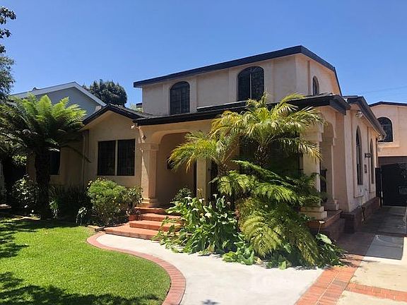 2nd image of 8027 Loyola Blvd