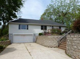 5610 Northwestern Ave, Racine, WI 53406