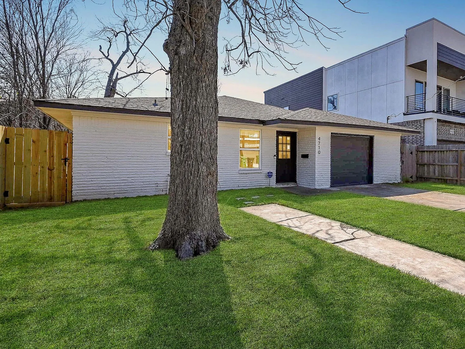 4 bed, 2.0 bath, 1328 sqft, $1,900 — Photo 3