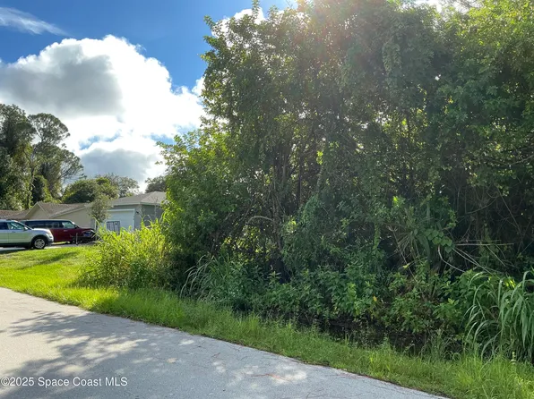 1158 Ruby St SE, Palm Bay, FL 32909