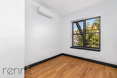 Rented by Rennit Inc.