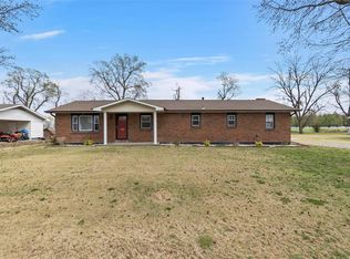 106 Phillips Ave, Oran, MO 63771