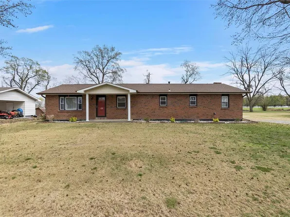 106 Phillips Ave, Oran, MO 63771