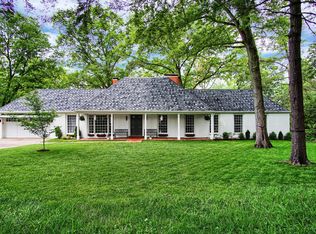 2 Forcee Ln, Saint Louis, MO 63124