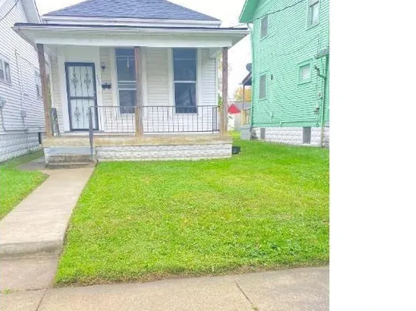 3414 River Park Dr, Louisville, KY 40211