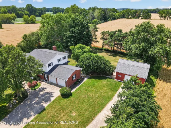 11892 S Wright Rd, Eagle, MI 48822