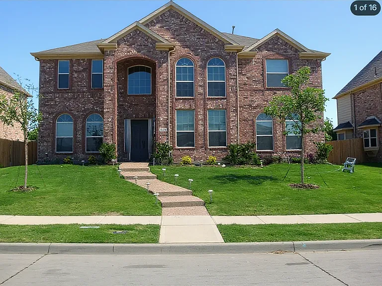 8052 Peacock Ln — Photo 1
