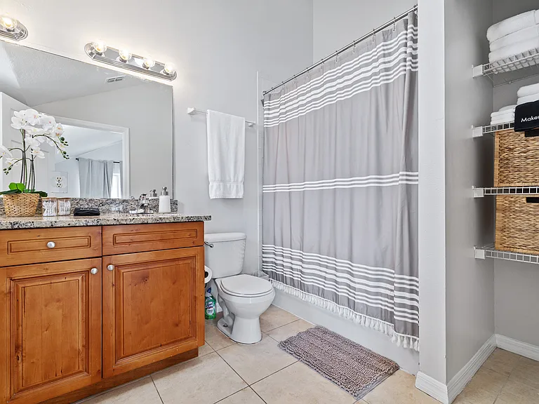 9415 Citrus Glen Pl — Photo 17