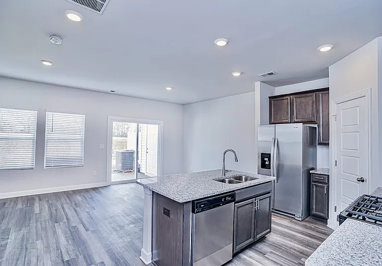 126 Telford Dr #1 — Photo 3