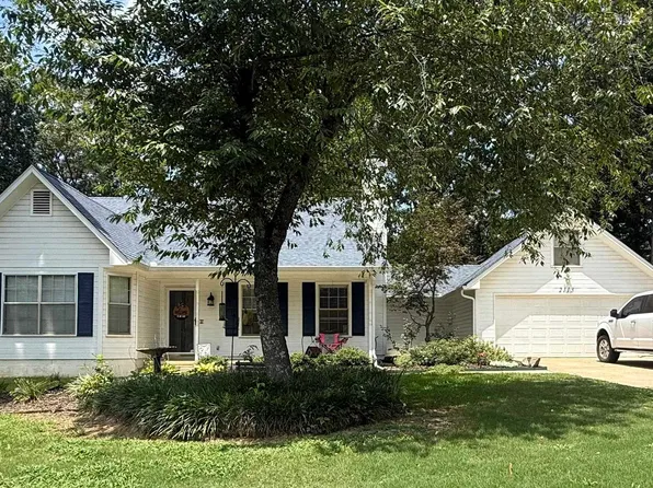 2113 Raintree Dr, Bryant, AR 72022