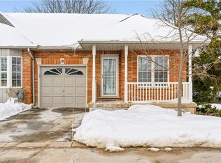 47 Main St N #30, Hamilton, ON L9H 2P7