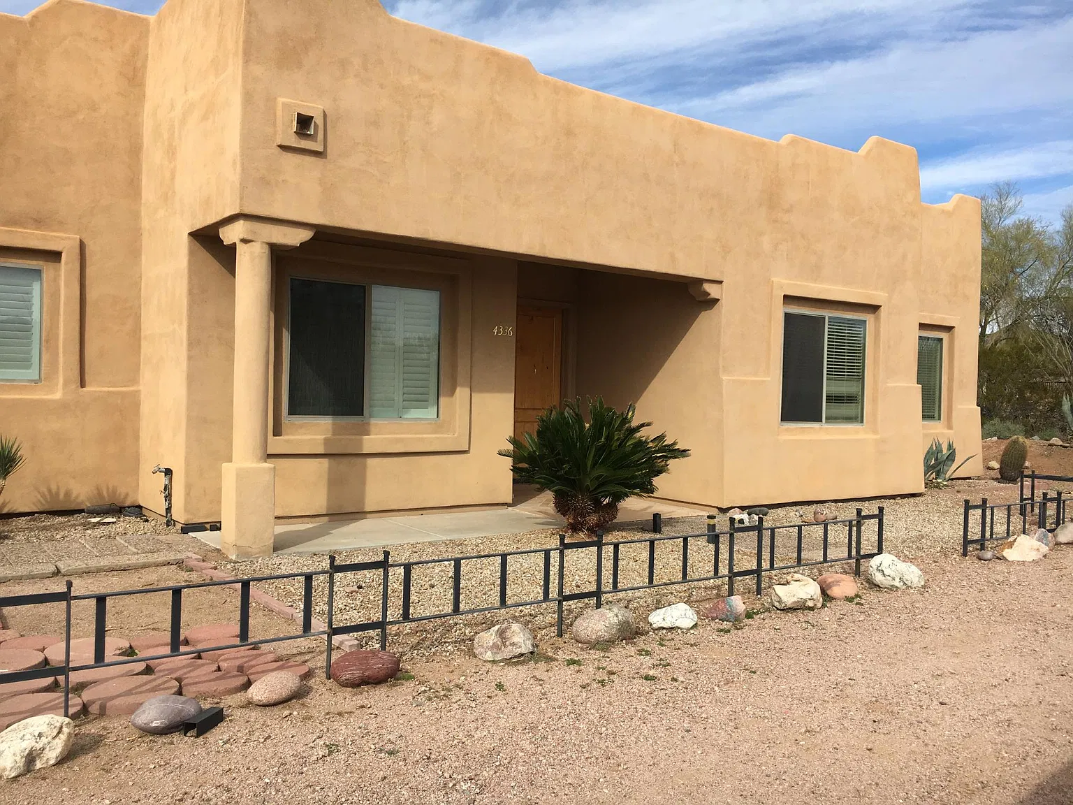 3 bed, 2230 sqft, $2,700 — Photo 2