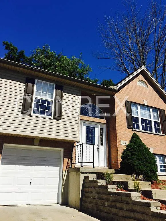 74 E Main St photo 1