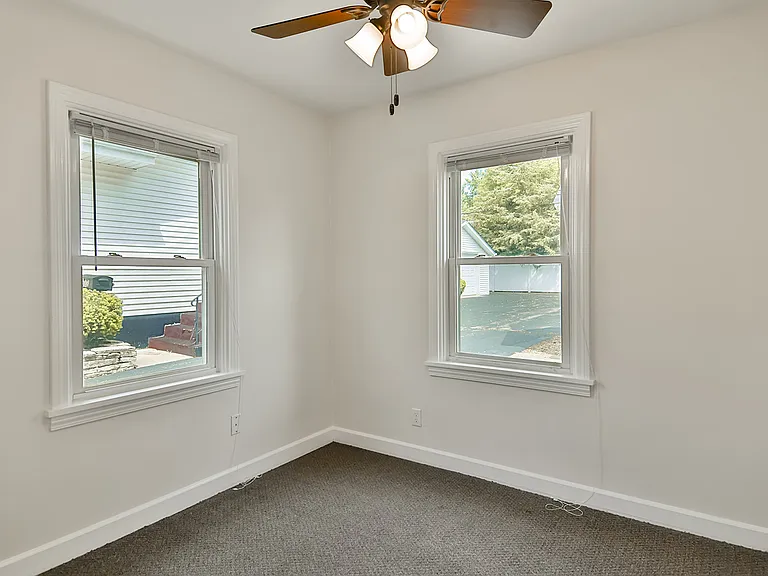 304 Merrill Ave — Photo 23