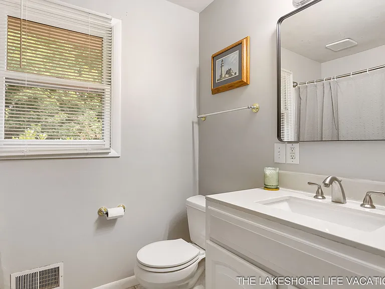 429 S Lakeshore Dr — Photo 21