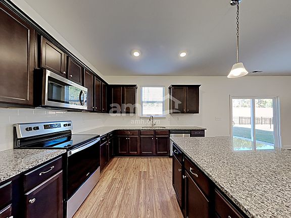 3rd image of 1136 Bentley Park Dr
