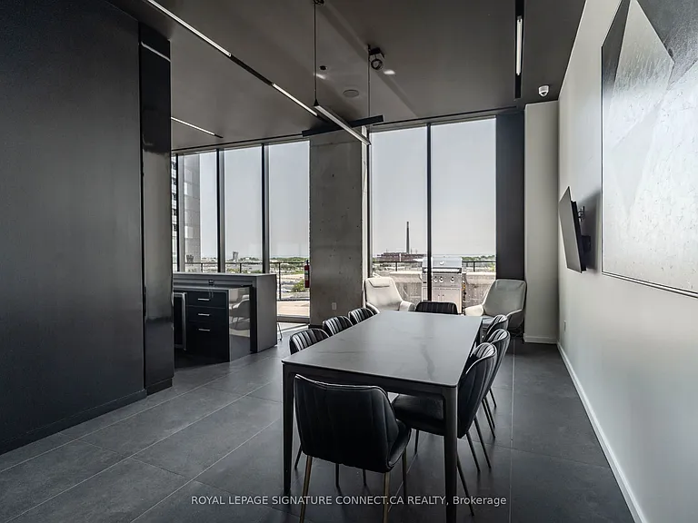 21 Lawren Harris Sq #910 — Photo 18