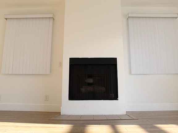 2nd image of 1616 Brockton Ave APT 201