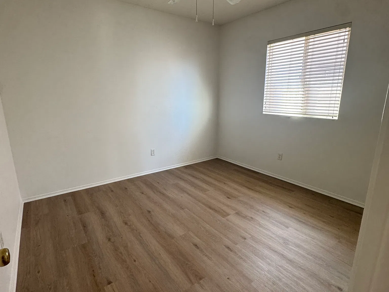 3 bed, 1893 sqft, $3,200 — Photo 3