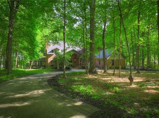 3170 Woodland Shores Dr, Decatur, IL 62521