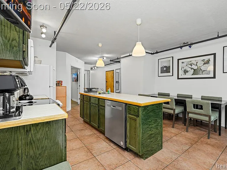207 N Main St #A — Photo 13